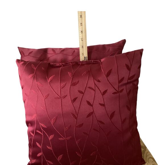 Throw Pillows Set of 2 16-17" Burgundy Raised Leaf Design - Picture 3 of 5